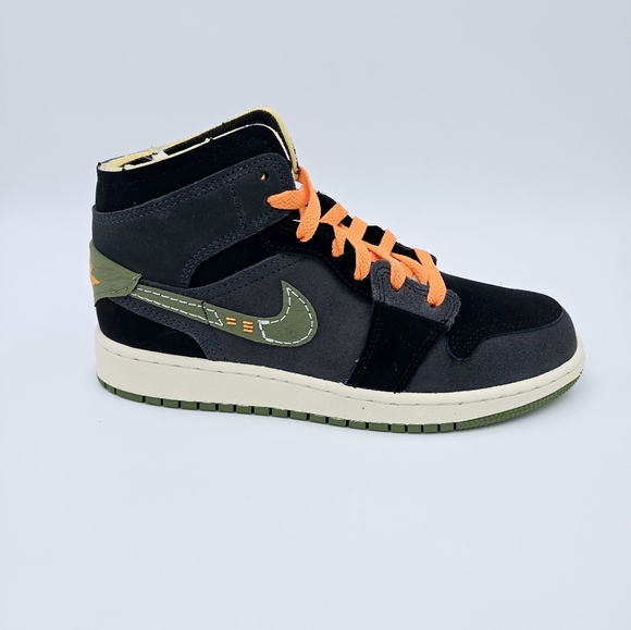 AIR JORDAN 1 MID SE CRAFT (GS)  Anthracite/Sky J LT Olive  FD5847 003 - Picture 1 of 7
